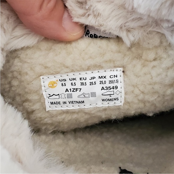 Timberland Boots - Picture 7 of 7